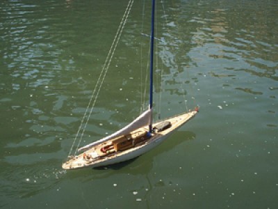 White R 02 baja.jpg