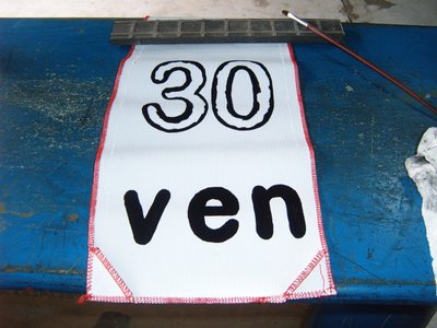 S3700102.JPG