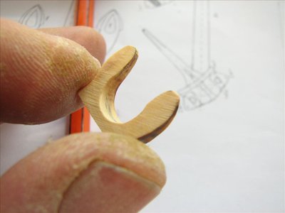 La spiezas estan realizadas en madera de boj y estan hechas en tres piezas