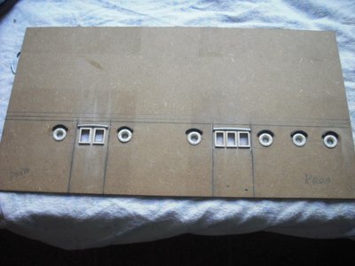 Mamparos de cubierta prncipal,son de DM de 3mm.