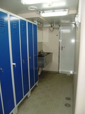 005.JPG