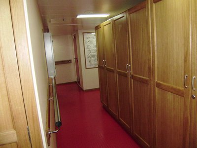 005.JPG