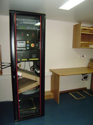 009.JPG