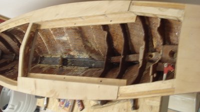 quitado el soporte de la tapa de popa