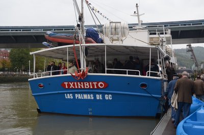 EL barco que cogimos para un paseo por la Ría.