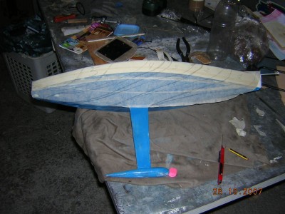 Forrado del casco con cinta de carrocero